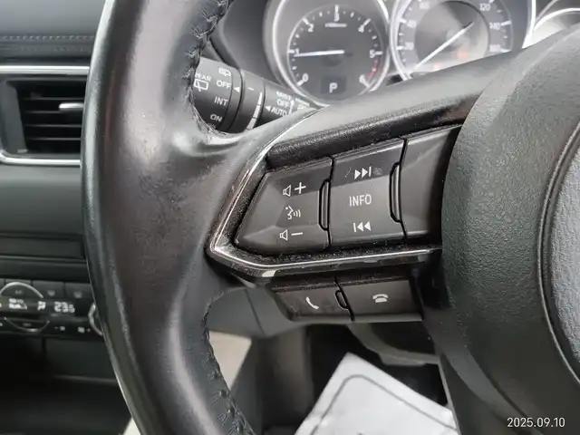 マツダ ＣＸ－５ XD Lパッケージ 愛知県 2017(平29)年 5.1万km ソウルレッドクリスタルM 8インチマツダコネクトナビ/　　・Bluetooth対応/バックカメラ/サイドカメラ（左側）/ヘッドアップディスプレイ/ビルトインETC/ドライブレコーダー/革巻きステアリング/ステアリングリモコン/ステアリングヒーター/本革シート/パワーシート（前席）/シートヒーター（全席）/パワーバックドア/スマートシティブレーキシステム/ダイナミックスタビリティコントロールシステム/レーダークルーズコントロール/アダプティブLEDヘッドライト/レーンキープアシスト/ブラインドスポットモニター/フォグランプ/純正19インチアルミホイール