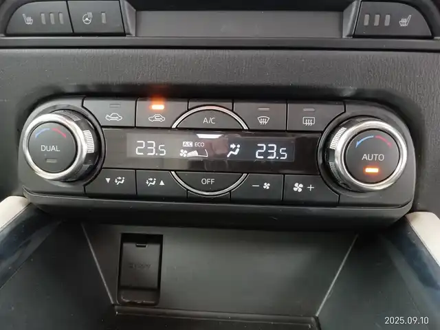 マツダ ＣＸ－５ XD Lパッケージ 愛知県 2017(平29)年 5.1万km ソウルレッドクリスタルM 8インチマツダコネクトナビ/　　・Bluetooth対応/バックカメラ/サイドカメラ（左側）/ヘッドアップディスプレイ/ビルトインETC/ドライブレコーダー/革巻きステアリング/ステアリングリモコン/ステアリングヒーター/本革シート/パワーシート（前席）/シートヒーター（全席）/パワーバックドア/スマートシティブレーキシステム/ダイナミックスタビリティコントロールシステム/レーダークルーズコントロール/アダプティブLEDヘッドライト/レーンキープアシスト/ブラインドスポットモニター/フォグランプ/純正19インチアルミホイール