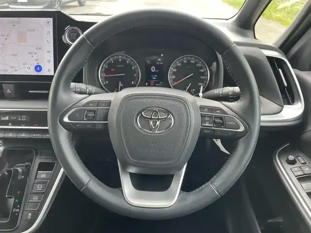 トヨタ ノア S－G 福岡県 2022(令4)年 2.3万km ホワイトパールクリスタルシャイン トヨタセーフティーセンス/コーナーセンサー/レーンキープアシスト/ドラレコ前後/バックカメラ/BT/フルセグTV/メーカーオプションナビ10.5インチ/CD/USB/純正フロアマット/純正アルミホイール/プッシュスタート/スマートキー/オートハイビーム/クルコン/LEDヘッド/ワンオーナー