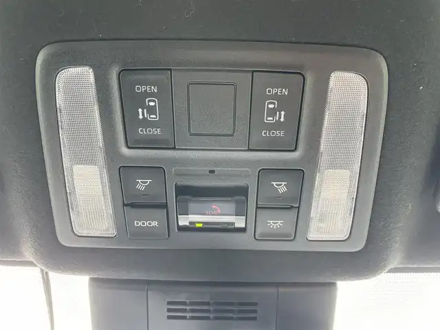 トヨタ ノア S－G 福岡県 2022(令4)年 2.3万km ホワイトパールクリスタルシャイン トヨタセーフティーセンス/コーナーセンサー/レーンキープアシスト/ドラレコ前後/バックカメラ/BT/フルセグTV/メーカーオプションナビ10.5インチ/CD/USB/純正フロアマット/純正アルミホイール/プッシュスタート/スマートキー/オートハイビーム/クルコン/LEDヘッド/ワンオーナー