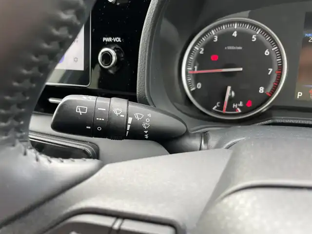 トヨタ ノア S－G 福岡県 2022(令4)年 2.3万km ホワイトパールクリスタルシャイン トヨタセーフティーセンス/コーナーセンサー/レーンキープアシスト/ドラレコ前後/バックカメラ/BT/フルセグTV/メーカーオプションナビ10.5インチ/CD/USB/純正フロアマット/純正アルミホイール/プッシュスタート/スマートキー/オートハイビーム/クルコン/LEDヘッド/ワンオーナー