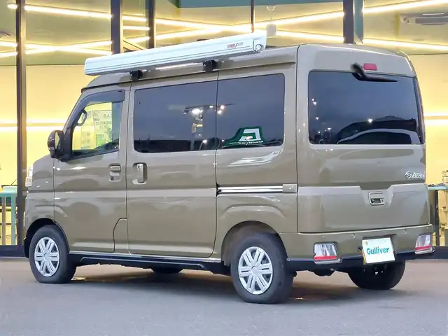 ダイハツ アトレー バン RS 東京都 2022(令4)年 0.1千km オフビートカーキM キャンピング仕様/家具・水道・給排水タンク/外部電源/ベットキット/タープテント付/純正ディスプレイオーディオ/AppleCarplay/androidauto/バックカメラ/両側パワースライド/前後ドライブレコーダー/ビルトインＥＴＣ/ラバーマット/LEDヘッドライト/フォグ/ルーフキャリア