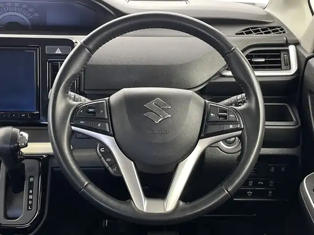 スズキ ソリオ HV MZ 新潟県 2021(令3)年 6万km ピュアホワイトP 純正メモリナビ/（BT/FM/AM/フルセグTV/DVD)/全周囲カメラ/衝突軽減ブレーキ/レーダークルーズコントロール/ステアリングスイッチ/シートヒーター/両側パワースライド/ヘッドアップディスプレイ/純正15インチアルミホイール/純正フロアマット/純正オートヘッドライト/電格ミラー/サンシェード/ETC