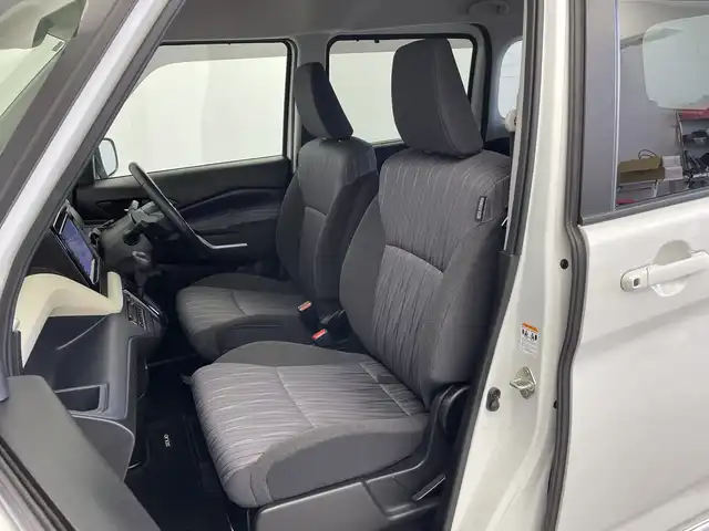 スズキ ソリオ HV MZ 新潟県 2021(令3)年 6万km ピュアホワイトP 純正メモリナビ/（BT/FM/AM/フルセグTV/DVD)/全周囲カメラ/衝突軽減ブレーキ/レーダークルーズコントロール/ステアリングスイッチ/シートヒーター/両側パワースライド/ヘッドアップディスプレイ/純正15インチアルミホイール/純正フロアマット/純正オートヘッドライト/電格ミラー/サンシェード/ETC