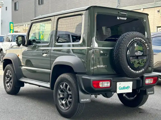 スズキ ジムニー シエラ JC 愛知県 2024(令6)年 4.6万km ジャングルグリーン ワンオーナー/純正SDナビ〈SKX-S808〉/DVD／Bluetooth／地デジTV/バックカメラ/前席シートヒーター/LEDヘッドライト/フロントフォグランプ/アイドリングストップ/ビルトインETC/純正15インチAW/ヘッドライトウォッシャー/スマートキー＆プッシュスタート/スズキセーフティサポート/・前方衝突被害軽減ブレーキアシスト/・デュアルセンサーブレーキサポート/・誤発信抑制機能/・車線逸脱警報/・ふらつき警報/・標識認識機能/・ハイビームアシスト