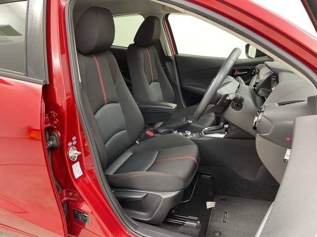 マツダ デミオ XD ツーリング 新潟県 2016(平28)年 5万km ソウルレッドプレミアムメタリック マツダコネクトナビ/　フルセグTV/Bluetooth/CD/DVD/衝突被害軽減ブレーキ/クルーズコントロール/前席シートヒーター/前後ドライブレコーダー/バックモニター/ビルトインETC/LEDヘッドライト/アイドリングストップ/横滑り防止装置/パドルシフト/レザーステアリング/ステアリングスイッチ/オートライト/純正16インチアルミホイール/スマートキー/純正フロアマット