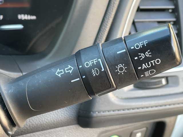 ホンダ ヴェゼル ハイブリッド X ホンダセンシング 茨城県 2016(平28)年 8.9万km ホワイトオーキッドパール 純正ナビ　/-TV/BT/AM/FM/衝突軽減システム　/バックカメラ　/ＬＥＤヘッドライト　/パドルシフト　/ドライブレコーダー　/レーダークルーズコントロール/純正16インチアルミホイール/電動格納ミラー　/アイドリングストップ　/ＥＴＣ　/プッシュスタート