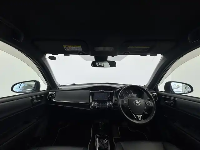 トヨタ カローラ フィールダー ハイブリッドG ダブルバイビー 愛知県 2017(平29)年 4.2万km ブラッキッシュアゲハガラスフレーク 純正ナビ/（フルセグ／ＢＴ／ＣＤ／ＤＶＤ）　/クルーズコントロール/バックカメラ/衝突被害軽減システム/レーンキープアシスト/コーナーセンサー/ハーフレザー　/ドアバイザー/ＥＴＣ２．０/純正ＡＷ/オートライト