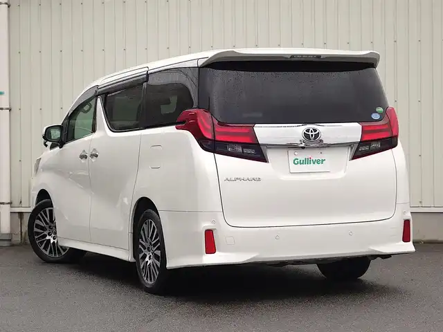 トヨタ アルファード S Cパッケージ 山形県 2017(平29)年 8.3万km ホワイトパールクリスタルシャイン フリップダウンモニター/純正SDナビ/　　【CD DVD BT フルセグ】/バックカメラ/両側パワースライドドア/電動リアゲート/レーダークルーズコントロール/LEDオートヘッドライト/パワーシート/オットマン/純正18インチアルミホイール/ルームミラー型ドライブレコーダー/コーナーセンサー/ステアリングスイッチ/MTモード付AT/ステアリングヒーター/電動格納ウィンカーミラー/フォグランプ/スマートキー×2/ETC