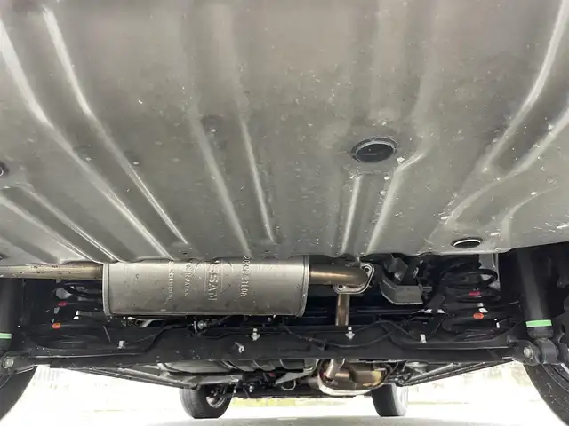日産 セレナ e－パワー ハイウェイスター V 佐賀県 2020(令2)年 3.2万km ダイヤモンドブラック 7人乗り/プロパイロット/エマージェンシーブレーキ/インテリジェントクルーズコントロール/インテリジェントパーキングアシスト/車線逸脱警報/車線逸脱防止支援/側方支援/後側方支援/前後ソナー/純正SDナビ/・バックカメラ/・フルセグTV/BT/CD/DVD/12インチフリップダウンモニター/両側パワースライドドア/前席シートヒーター/純正16インチAW/LEDヘッドライト/オートライト/プッシュスタート/電動パーキングスイッチ/ETC/電動格納ミラー/ドアバイザー/ISOFIX/エアバックW/カーテン/スペアキー×１