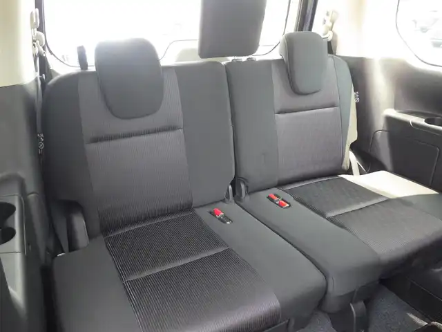 日産 セレナ e－パワー ハイウェイスター V 千葉県 2019(平31)年 5.2万km アズライトブルー エマージェンシーブレーキ/プロパイロット/インテリジェントクルーズコントロール/インテリジェントルームミラー/ハンズフリー両側パワースライドドア/9インチ純正SDナビ/地デジTV/【DVD/CD再生機能　Bluetooth接続】/アラウンドビューモニター/ドライブレコーダー（DJ4-D）/社外レーダー（VA-02R）/革巻きステアリング/ステアリングスイッチ/ETC/LEDヘッドライト/ウインカーミラー/コーナーセンサー/純正15インチアルミホイル/サイド/カーテンエアバッグ/インテリジェントキー
