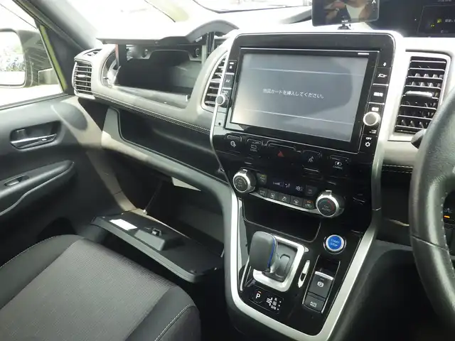 日産 セレナ e－パワー ハイウェイスター V 千葉県 2019(平31)年 5.2万km アズライトブルー エマージェンシーブレーキ/プロパイロット/インテリジェントクルーズコントロール/インテリジェントルームミラー/ハンズフリー両側パワースライドドア/9インチ純正SDナビ/地デジTV/【DVD/CD再生機能　Bluetooth接続】/アラウンドビューモニター/ドライブレコーダー（DJ4-D）/社外レーダー（VA-02R）/革巻きステアリング/ステアリングスイッチ/ETC/LEDヘッドライト/ウインカーミラー/コーナーセンサー/純正15インチアルミホイル/サイド/カーテンエアバッグ/インテリジェントキー