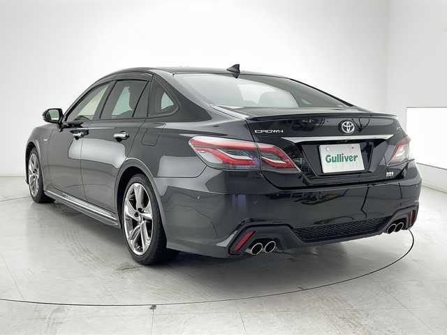 トヨタ クラウン ハイブリッド RS アドバンス 千葉県 2019(令1)年 3.4万km プレシャスブラックパール トヨタセーフティセンス/（プリクラッシュセーフティ　レーンキープアシスト　レーダークルーズコントロール　標識認識機能　コーナーセンサー　オートマチックハイビーム）/純正メモリナビ/（フルセグ/Bluetooth/CD/DVD/ブルーレイ//USB/Miracast）/バックカメラ/ビルトインETC/ドライブレコーダー（前のみ）/ヘッドアップディスプレイ/ブラインドスポットモニター/アイドリングストップ/ハーフレザーシート/シートメモリー/パドルシフト/スマートキー/プッシュスタート/LEDヘッドライト/フォグライト/電動格納ミラー/純正フロアマット/純正サイドバイザー/W＋サイド＋カーテンエアバッグ/純正18インチアルミホイール