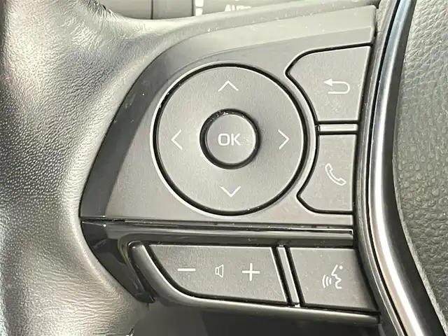 トヨタ クラウン ハイブリッド RS アドバンス 千葉県 2019(令1)年 3.4万km プレシャスブラックパール 禁煙車/トヨタセーフティセンス/・レーダークルーズコントロール/・ブラインドスポットモニター/・ヘッドアップディスプレイ/・プリクラッシュセーフティ/・プリクラッシュセーフティブレーキ/・クリアランスソナー/・パーキングアシスト/純正メモリナビ/・CD/DVD/USB/Bluetooth/フルセグTV/・バックカメラ/・ビルトインETC/皮巻きステアリング/・ステアリングスイッチ/・ステアリングヒーター/ハーフレザーシート/・D席メモリ付きパワーシート/MT付きAT/純正フロアマット/純正18インチAW/オートライト/・オートマチックハイビーム/・LEDヘッドライト/・LEDフォグランプ