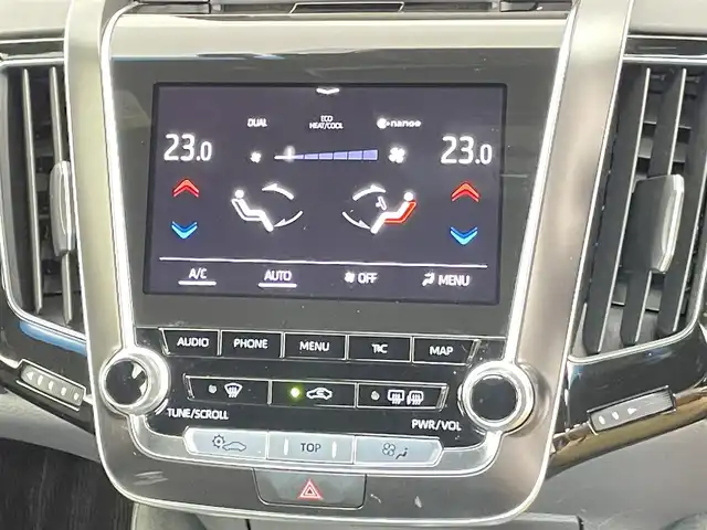 トヨタ クラウン ハイブリッド RS アドバンス 千葉県 2019(令1)年 3.4万km プレシャスブラックパール 禁煙車/トヨタセーフティセンス/・レーダークルーズコントロール/・ブラインドスポットモニター/・ヘッドアップディスプレイ/・プリクラッシュセーフティ/・プリクラッシュセーフティブレーキ/・クリアランスソナー/・パーキングアシスト/純正メモリナビ/・CD/DVD/USB/Bluetooth/フルセグTV/・バックカメラ/・ビルトインETC/皮巻きステアリング/・ステアリングスイッチ/・ステアリングヒーター/ハーフレザーシート/・D席メモリ付きパワーシート/MT付きAT/純正フロアマット/純正18インチAW/オートライト/・オートマチックハイビーム/・LEDヘッドライト/・LEDフォグランプ