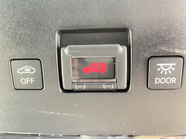 トヨタ クラウン ハイブリッド RS アドバンス 千葉県 2019(令1)年 3.4万km プレシャスブラックパール 禁煙車/トヨタセーフティセンス/・レーダークルーズコントロール/・ブラインドスポットモニター/・ヘッドアップディスプレイ/・プリクラッシュセーフティ/・プリクラッシュセーフティブレーキ/・クリアランスソナー/・パーキングアシスト/純正メモリナビ/・CD/DVD/USB/Bluetooth/フルセグTV/・バックカメラ/・ビルトインETC/皮巻きステアリング/・ステアリングスイッチ/・ステアリングヒーター/ハーフレザーシート/・D席メモリ付きパワーシート/MT付きAT/純正フロアマット/純正18インチAW/オートライト/・オートマチックハイビーム/・LEDヘッドライト/・LEDフォグランプ