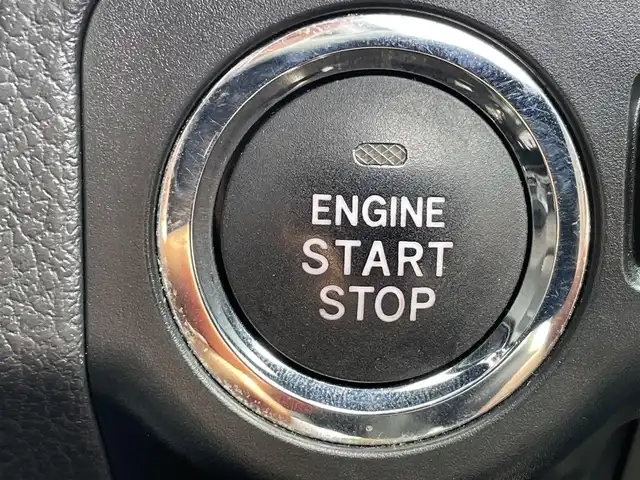 スバル フォレスター 2．0i－L アイサイト 道央・札幌 2015(平27)年 14.6万km クリスタルホワイトP ・４WD/・ワンオーナー/・社外メモリナビ/　CD・DVD・SD・Bluetooth/・フルセグTV/・バックカメラ/・ETC/・レーダークルーズ/・衝突軽減ブレーキ/・レーンキープアシスト/・横滑り防止装置/・ダウンヒルアシストコントロール/・パドルシフト/・ステアリングスイッチ/・オートライト/・フォグランプ/・プッシュスタート/・パワーシート/・シートヒーター/・積込冬タイヤAWセット/・取扱説明書/・保証書/・スマートキー/・スペアキー/・純正エンジンスターター
