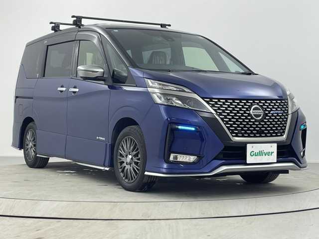 日産 セレナ e-パワー オーテック セーフティPKG 熊本県 2020(令2)年 4.9万km 青 純正ナビ（ＣＤ・ＤＶＤ・フルセグ・ＢＴ・ＵＳＢ・ｉｐｏｄ）/全周囲カメラ　/前方ドライブレコーダー　/ＥＴＣ　/両側パワースライドドア　/フリップダウンモニター　/レーダークルーズコントロール　/ルーフキャリア/純正フロアマット/純正１６インチAW/オートライト/LEDヘッドライト/スマートキー/プッシュスタート/スペアキー1本