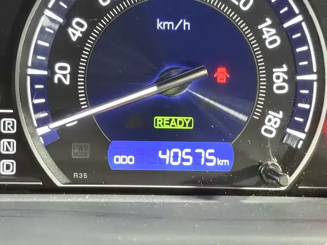 トヨタ エスクァイア ハイブリッド Gi プレミアムパッケージ ブラックテーラード 大阪府 2019(令1)年 4.1万km ホワイトパールクリスタルシャイン 純正大型ナビＴＶ　クルコン　シートヒーター　ハンドルヒーター　バックカメラ　衝突軽減　両側パワスラ　ＥＴＣ　ドラレコ　レーンアシスト　スマートキー　ＬＥＤヘッドライト　オートマチックハイビーム
