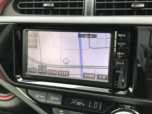 トヨタ アクア S 鳥取県 2015(平27)年 6.9万km ディープアメジストマイカメタリック 純正ナビ/ワンセグ/CD/BT/バックカメラ/横滑り防止装置/オートライト/純正フロアマット/ドアバイザー/プッシュエンジンスタート/スマートキー/スペアキー/保証書/取扱説明書/スタットレスセット積込/（タイヤ溝6部山）
