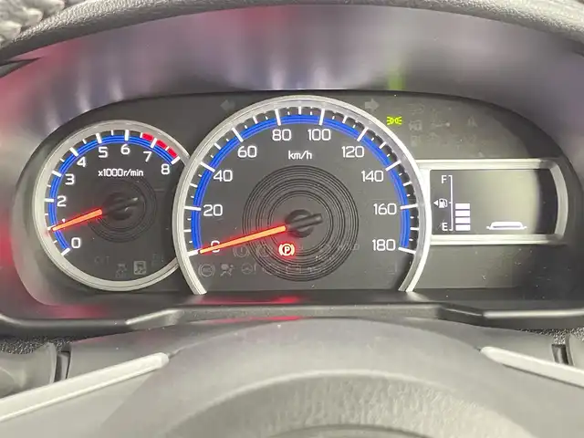 ダイハツ トール カスタムG 千葉県 2020(令2)年 2.6万km パールホワイトⅢ 禁煙車/スマートアシスト/衝突軽減ブレーキ/両側パワースライドドア/ナビ（CN-RE07WD）/CD DVD SD USB Bluetooth/フルセグTV/バックカメラ/レーダークルーズコントロール/コーナーセンサー/アイドリングストップ/横滑り防止機能/ステアリングリモコン/電動パーキングブレーキ/オートブレーキホールド/LEDオートライト/純正15インチアルミホイール/純正フロアマット/スマートキー/スペアキー