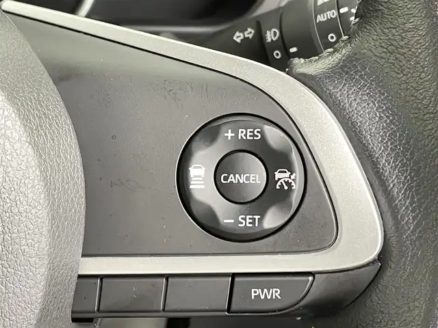 ダイハツ トール カスタムG 千葉県 2020(令2)年 2.6万km パールホワイトⅢ 禁煙車/スマートアシスト/衝突軽減ブレーキ/両側パワースライドドア/ナビ（CN-RE07WD）/CD DVD SD USB Bluetooth/フルセグTV/バックカメラ/レーダークルーズコントロール/コーナーセンサー/アイドリングストップ/横滑り防止機能/ステアリングリモコン/電動パーキングブレーキ/オートブレーキホールド/LEDオートライト/純正15インチアルミホイール/純正フロアマット/スマートキー/スペアキー