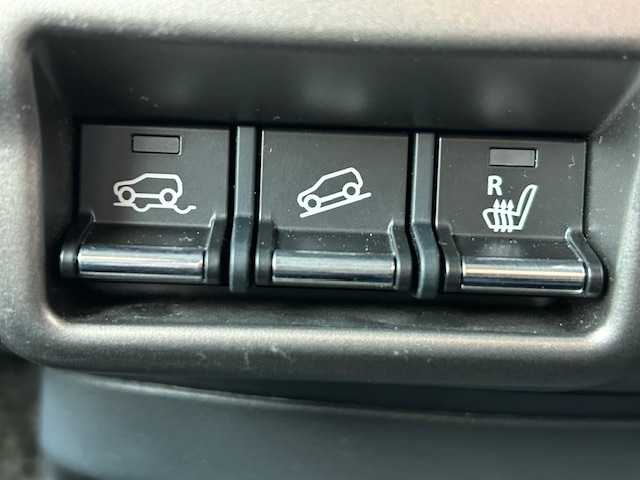 スズキ ハスラー Jスタイル Ⅱ ターボ 栃木県 2017(平29)年 7万km アクティブイエロー/ブラック2トーンルーフ 4WDターボ/デュアルセンサーブレーキサポート/純正メモリナビ/フルセグTV/DVD/Bluetooth/USB/TVキャンセラー/全方位カメラ/ETC/ハーフレザーシート/前席シートヒーター/AC100V/100W電源/クルーズコントロール/アイドリングストップ/HIDヘッドライト/オートライト/フォグランプ/横滑り防止装置/ダウンヒルアシストコントロール/スマートキー/プッシュスタート/純正フロアマット/純正15インチAW