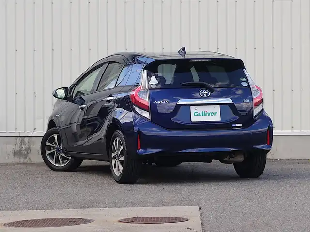 トヨタ アクア S スタイルブラック 山形県 2018(平30)年 8万km ダークブルーマイカ 衝突被害軽減システム/ワンオーナー/モデリスタ15インチアルミホイール/純正SDナビ/　　【CD DVD BT フルセグ MSV】/バックカメラ/LEDオートヘッドライト/シートヒーター/アイドリングストップ/ステアリングスイッチ/電動格納ウィンカーミラー/フォグランプ/スマートキー×2/ETC2.0