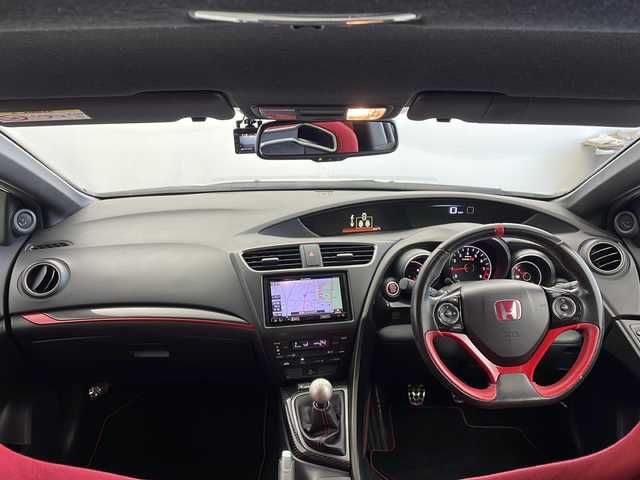 ホンダ シビック タイプR 茨城県 2016(平28)年 8.4万km チャンピオンシップホワイト 社外ナビ　フルセグTV　バックモニター　クルーズコントロール　LEDヘッドライト　純正19インチAW　純正フロアマット　前後ドライブレコーダー　ETC　