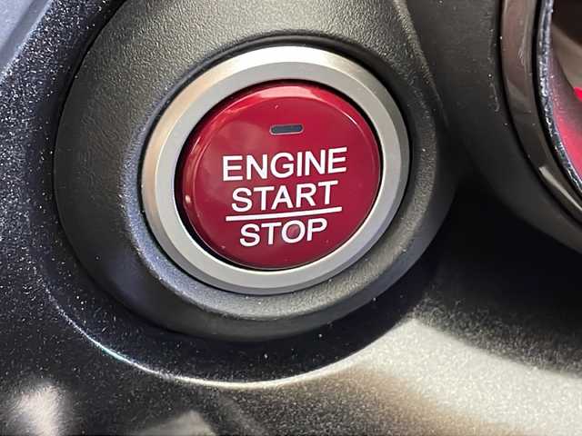 ホンダ シビック タイプR 茨城県 2016(平28)年 8.4万km チャンピオンシップホワイト 社外ナビ　フルセグTV　バックモニター　クルーズコントロール　LEDヘッドライト　純正19インチAW　純正フロアマット　前後ドライブレコーダー　ETC　