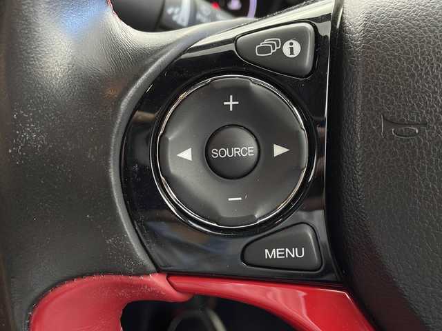 ホンダ シビック タイプR 茨城県 2016(平28)年 8.4万km チャンピオンシップホワイト 社外ナビ　フルセグTV　バックモニター　クルーズコントロール　LEDヘッドライト　純正19インチAW　純正フロアマット　前後ドライブレコーダー　ETC　