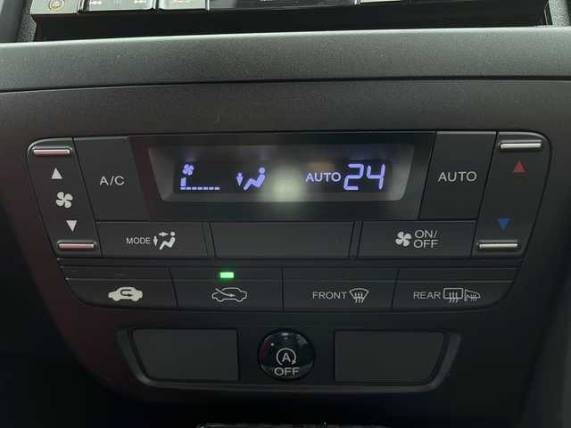 ホンダ シビック タイプR 茨城県 2016(平28)年 8.4万km チャンピオンシップホワイト 社外ナビ　フルセグTV　バックモニター　クルーズコントロール　LEDヘッドライト　純正19インチAW　純正フロアマット　前後ドライブレコーダー　ETC　