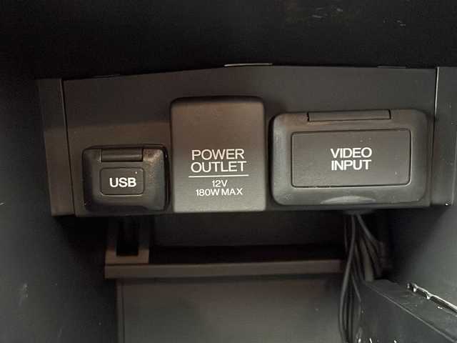 ホンダ シビック タイプR 茨城県 2016(平28)年 8.4万km チャンピオンシップホワイト 社外ナビ　フルセグTV　バックモニター　クルーズコントロール　LEDヘッドライト　純正19インチAW　純正フロアマット　前後ドライブレコーダー　ETC　