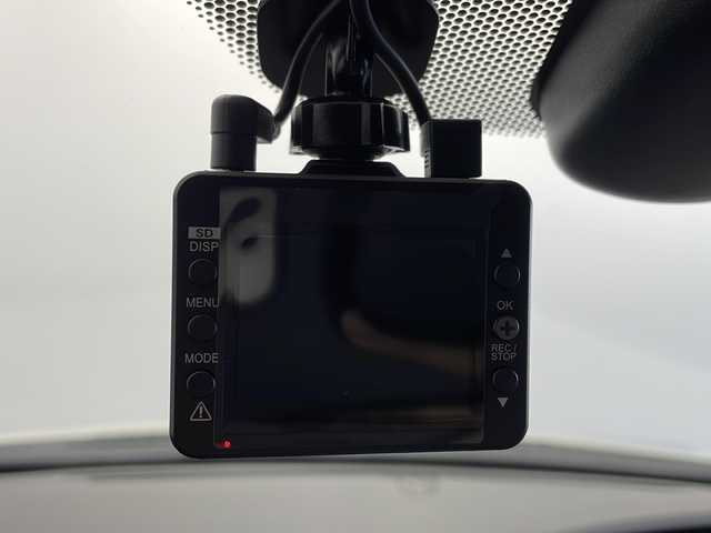 ホンダ シビック タイプR 茨城県 2016(平28)年 8.4万km チャンピオンシップホワイト 社外ナビ　フルセグTV　バックモニター　クルーズコントロール　LEDヘッドライト　純正19インチAW　純正フロアマット　前後ドライブレコーダー　ETC　