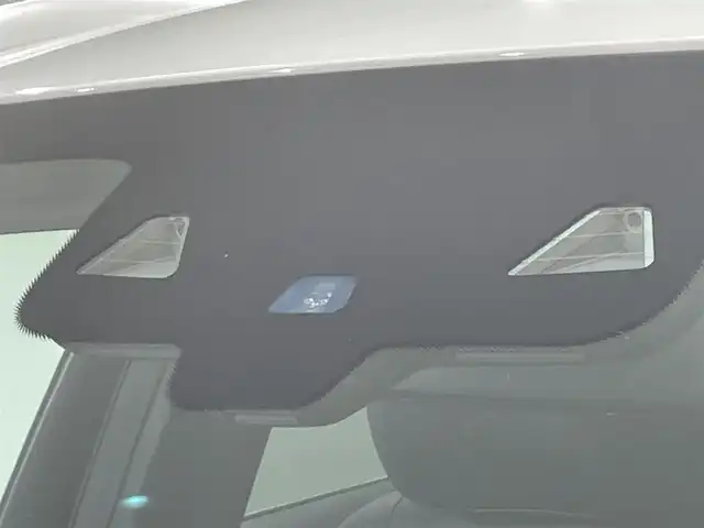 メルセデス・ベンツ ＧＬＣ２２０ d 4マチックスポーツ 愛知県 2018(平30)年 5万km ポーラホワイト 純正ナビ/全方位カメラ/ビルトインETC/ブラインドスポットモニター/パワーシート（シートメモリー）/シートヒーター/レーダークルーズコントロール/DRIVING PACKAGE (運転支援パッケージ)/AMGスタイリングパッケージ/ダイナミックLEDヘッドランプ/アダプティブハイビームアシスト・プラス/ヘッドアップディスプレイ/保証書/取説/スペアキー１本