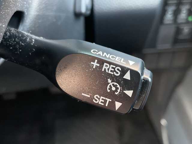 トヨタ ルーミー カスタムG S 神奈川県 2017(平29)年 2万km パールホワイトⅢ ナビ/フルセグ/Bluetooth/CD/DVD/TVフルセグ/ワンオーナー/両側パワースライドドア　/シフトロック/スマートアシスト　/バックカメラ　/前席シートヒーター/ビルドインETC　/LEDヘッドライト　/フォグライト　/オートライト/スマートキー/プッシュスタート/スペアキー/純正フロアマット/純正アルミホイール/ABS/横滑り防止装置/レーンキープアシスト