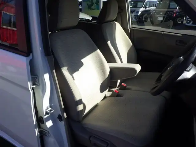 ホンダ Ｎ ＯＮＥ G 千葉県 2015(平27)年 5.5万km プレミアムホワイトパールⅡ 155/65R14/純正メモリーナビ/ワンセグTV/【CD再生機能　Bluetooth接続】/ETC/スマートキー