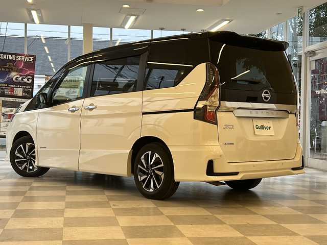 日産 セレナ ハイウェイスター V 岐阜県 2020(令2)年 0.9万km ブリリアントホワイトパール 2トーン 登録時走行距離：8768km/プロパイロット/エマージェンシー/インテリジェントパーキングアシスト/ブラインドスポットモニター/純正10型ナビ/（フルセグ/Bluetooth/DVD/USB）/全方位カメラ/ETC/前後方ドライブレコーダー/フリップダウンモニター/両側電動スライドドア/LEDオートヘッドライト/フォグライト/純正16インチアルミホイール/レザーシート/純正フロアマット/ドアバイザー/カーテンエアバック/プッシュスタート＆スマートキー