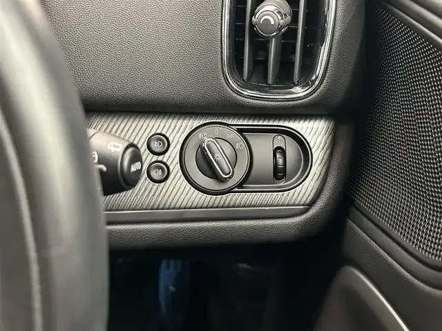 ＭＩＮＩ ＢＭＷ ミニ クロスオーバー クーパー D 岡山県 2021(令3)年 4.1万km セージグリーンメタリック 純正HDDナビ/バックカメラ/PDC/アンビエントライト/デジタルメーター/HUD/LEDヘッドライト/オートライト/ミニドライビングモード/ミラー一体型ETC/インテリジェントセーフティー/ACC/レインセンサー/コンフォートアクセス/ブラックルーフ/前後ドラレコ