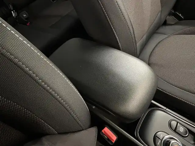 ＭＩＮＩ ＢＭＷ ミニ クロスオーバー クーパー D 岡山県 2021(令3)年 4.1万km セージグリーンメタリック 純正HDDナビ/バックカメラ/PDC/アンビエントライト/デジタルメーター/HUD/LEDヘッドライト/オートライト/ミニドライビングモード/ミラー一体型ETC/インテリジェントセーフティー/ACC/レインセンサー/コンフォートアクセス/ブラックルーフ/前後ドラレコ