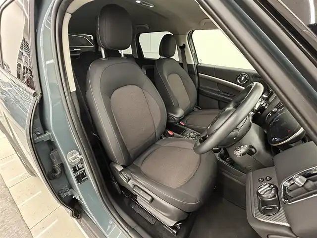 ＭＩＮＩ ＢＭＷ ミニ クロスオーバー クーパー D 岡山県 2021(令3)年 4.1万km セージグリーンメタリック 純正HDDナビ/バックカメラ/PDC/アンビエントライト/デジタルメーター/HUD/LEDヘッドライト/オートライト/ミニドライビングモード/ミラー一体型ETC/インテリジェントセーフティー/ACC/レインセンサー/コンフォートアクセス/ブラックルーフ/前後ドラレコ