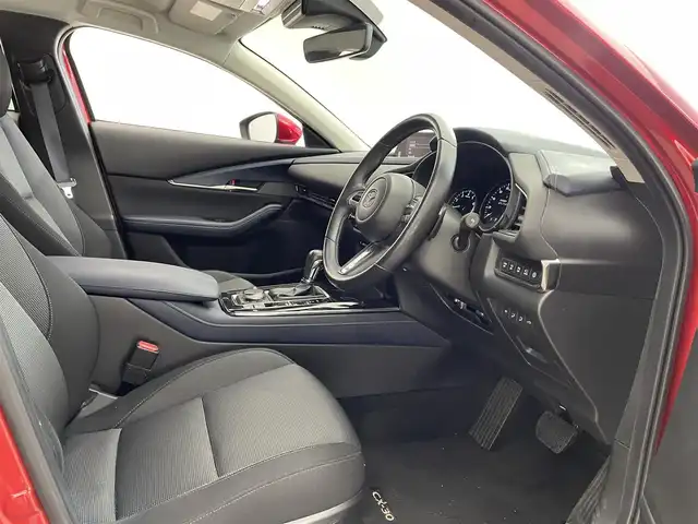 マツダ ＣＸ－３０ 20S プロアクティブツーリングセレ 滋賀県 2019(令1)年 4.7万km ソウルレッドクリスタルM 禁煙車/純正ナビ/（CD/DVD/USB/HDMI/Bluetooth/フルセグTV）/全方位カメラ/ETC/パワーバックドア/車線逸脱警報/ブラインドスポットモニター/レーンキープアシストシステム/スマートブレーキサポート/パーキングセンサー/ヘッドアップディスプレイ/電動パーキングブレーキ/オートホールドブレーキ/前席シートヒーター/D席シートメモリー/革巻きステアリング/アダプティブクルーズコントロール/ステアリングヒーター/ステアリングリモコン/純正フロアマット/純正アルミホイール/LEDヘッドライト/フォグランプ/オートヘッドライト/オートマチックハイビーム/スマートキー