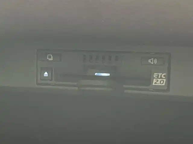 レクサス ＮＸ 300h Iパッケージ 愛知県 2019(令1)年 7.5万km ソニックチタニウム 後期型　純正ナビ　フルセグＴＶ　ムーンルーフ　全方位カメラ　黒革　シートヒーター　ハンドルヒーター　電動リアゲート　ＢＳＭ　純正ＯＰ１８インチＡＷ　レクサスセーフティシステム　衝突軽減装置　追従クルコン　パドルシフト　三眼ＬＥＤオートライト　　ETC2.0　禁煙車