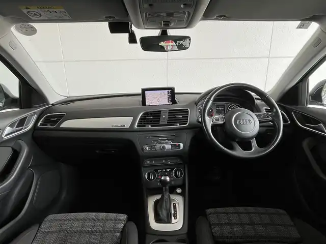 アウディ Ｑ３ 2．0 TFSI クワトロ 180PS 山形県 2017(平29)年 6.1万km ミトスブラックメタリック 純正ナビ/バックカメラ/フルセグTV/ダウンヒルアシスト/パノラマサンルーフ/コーナーセンサー/衝突軽減ブレーキ/レーンキープアシスト/ブラインドスポットモニター/パワーシート