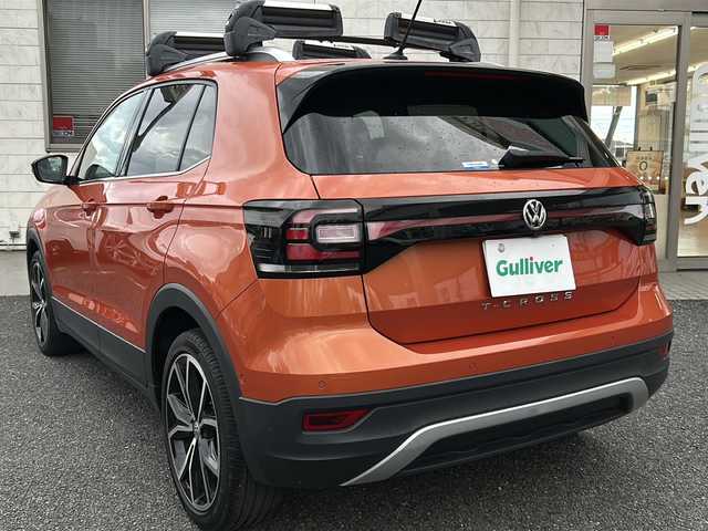 フォルクスワーゲン Ｔ－クロス TSI 1stプラス 埼玉県 2020(令2)年 4.9万km エナジェティックオレンジメタリック 純正ナビ　/ETC2.0/CD/DVD/SD/USB/BT/FM/AM/TV/Apple carplay/android auto/MirrorLink/追従クルコン/Pアシスト　/ブラインドスポットモニター　/レーンアシスト/TRC/プリクラッシュ　/オートライト　/LEDヘッド/乗員保護装置/コーナーセンサー/スマートキー　/スペア1/保証書/取説