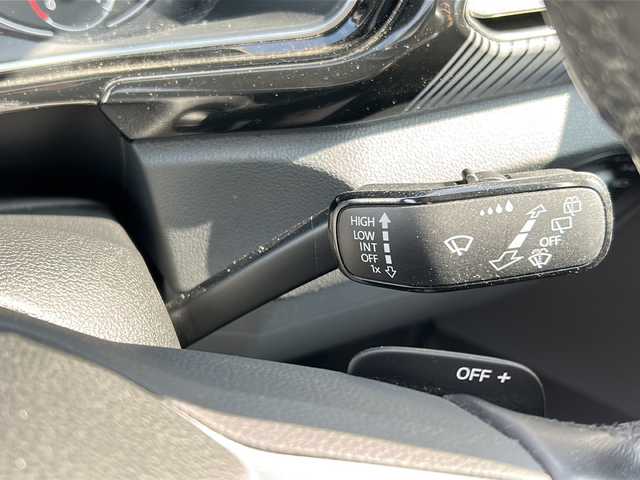 フォルクスワーゲン Ｔ－クロス TSI 1stプラス 埼玉県 2020(令2)年 4.9万km エナジェティックオレンジメタリック 純正ナビ　/ETC2.0/CD/DVD/SD/USB/BT/FM/AM/TV/Apple carplay/android auto/MirrorLink/追従クルコン/Pアシスト　/ブラインドスポットモニター　/レーンアシスト/TRC/プリクラッシュ　/オートライト　/LEDヘッド/乗員保護装置/コーナーセンサー/スマートキー　/スペア1/保証書/取説
