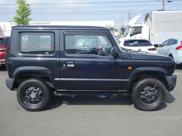 スズキ ジムニー XG 静岡県 2019(平31)年 5.6万km ブルーイッシュブラックパール3 禁煙車/スズキセーフティサポート/　・デュアルセンサーブレーキサポート/　・誤発進抑制機能/　・車線逸脱警報/　・ふらつき警報/　・先行車発進のお知らせ/　・標識認識機能/　・ハイビームアシスト/　・オートライト/ディーラーオプションKENWOOD SDナビ/　CD/DVD/BT/SD/USB/iPod／フルセグTV/ビルトインETC/純正前方ドライブレコーダー/純正キーレス/背面タイヤ/純正フロアマット／ドアバイザー/取扱説明書／保証書