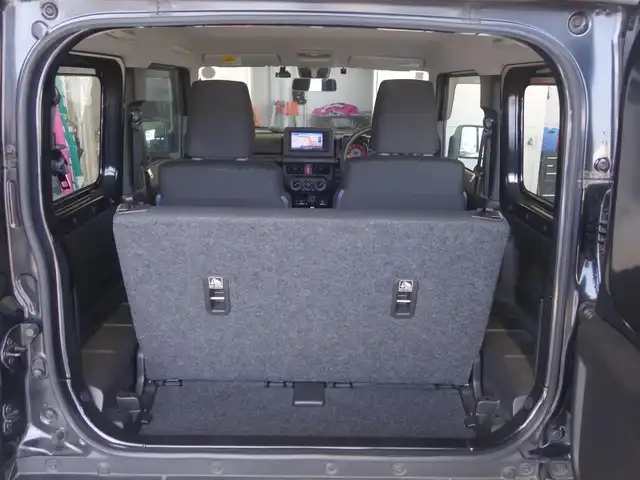 スズキ ジムニー XG 静岡県 2019(平31)年 5.6万km ブルーイッシュブラックパール3 禁煙車/スズキセーフティサポート/　・デュアルセンサーブレーキサポート/　・誤発進抑制機能/　・車線逸脱警報/　・ふらつき警報/　・先行車発進のお知らせ/　・標識認識機能/　・ハイビームアシスト/　・オートライト/ディーラーオプションKENWOOD SDナビ/　CD/DVD/BT/SD/USB/iPod／フルセグTV/ビルトインETC/純正前方ドライブレコーダー/純正キーレス/背面タイヤ/純正フロアマット／ドアバイザー/取扱説明書／保証書