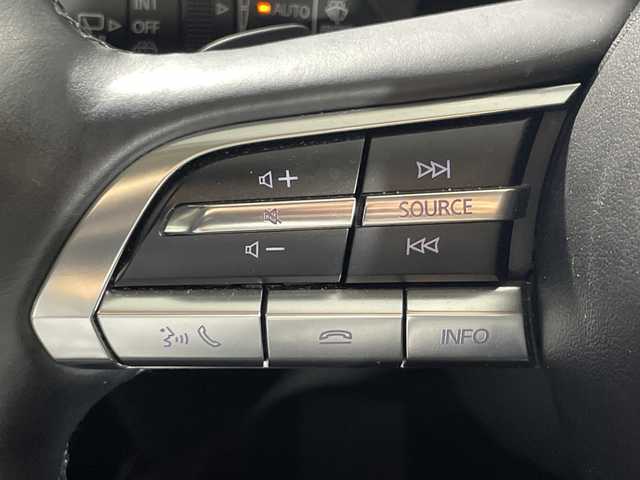 マツダ ＣＸ－３０ XD Lパッケージ 神奈川県 2020(令2)年 4.2万km チタニウムフラッシュマイカ マツダコネクト8.8型SDナビゲーション/CD DVD/フルセグ　Bluetooth　SD　HDMI/BOSEサウンドシステム/ i-ACTIVSENSE/360度セーフティパッケージ/360度ビューカメラ/ドライバーモニタリング/スマートブレーキサポート/AT誤発進抑制制御/レーダークルーズコントロール/前後パーキングセンサー/車線逸脱警報システム/レーンキープアシスト/ブラインドスポットモニタリング/接近車両検知/クルージングトラフィックサポート/パワーバックドア/革巻きステアリング/パドルシフト/ステアリングヒーター/レザーシート/運転席パワーシート/前席シートヒーター/プッシュスタート/前方ドライブレコーダー/アイドリングストップ/スマートキー/アダブティブLEDヘッドランプ/社外18インチアルミホイール/純正エンジンスターター