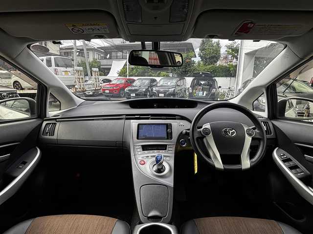 トヨタ プリウス G 熊本県 2012(平24)年 7.9万km ホワイトパールクリスタルシャイン ワンオーナー/純正メモリナビ/【フルセグTV/CD/DVD/SD/BT】/バックカメラ/クルーズコントロール/ステアリングリモコン/ビルトインＥＴＣ/ハーフレザーシート/D席パワーシート/純正15インチAW/電格ミラー/スマートキー/HIDヘッドライト/オートライト/スマートキー/プッシュスタート/取扱説明書/保証書